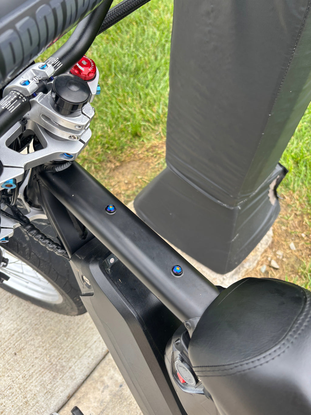 MacFox Frame Titanium Bolts.